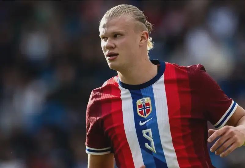 齐达内晒和樊振东打球照，足球界和乒乓球界梦幻联动，网友直呼：太帅了