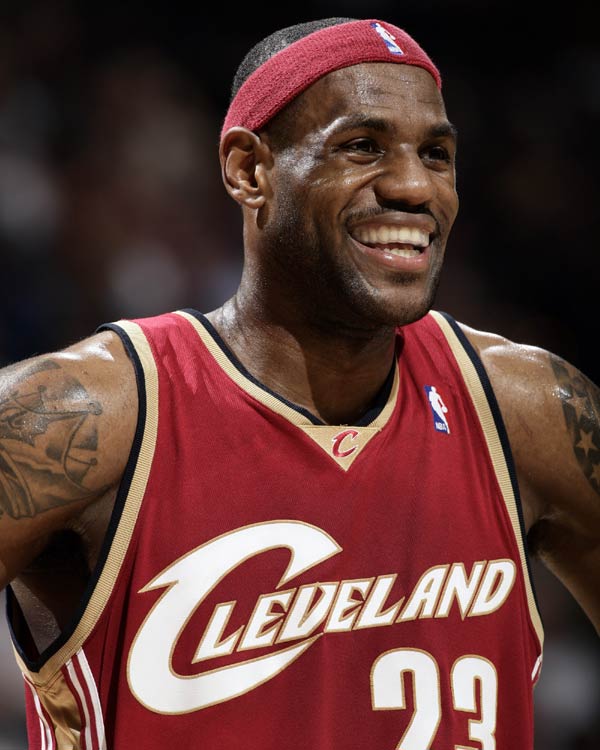 绿帽哥：利物浦高层与斯洛特今日开会，萨拉赫无缘下周欧冠名单（利物浦高层今日会晤斯洛特，萨拉赫无缘下周欧冠大名单）