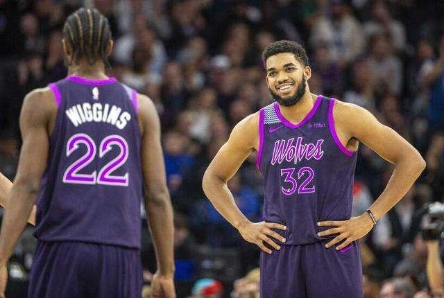 3-2伯恩茅斯，桑德兰队史首次英超联赛两球落后逆转取胜（桑德兰英超队史首度两球落后翻盘，3-2力克伯恩茅斯）