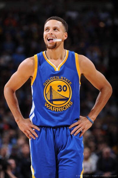 基德：弗拉格虽然才18岁，但他表现得像征战联盟多年的老将（基德：仅18岁的弗拉格已具多年老将风范）