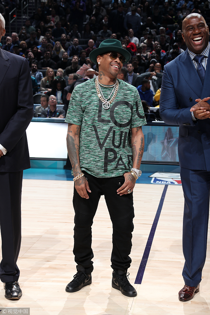 詹姆斯：衷心希望人们没有忘记罗斯，他是个不可思议的竞争者（詹姆斯：真心盼大家别忘记罗斯，他是一名令人惊叹的竞争者）