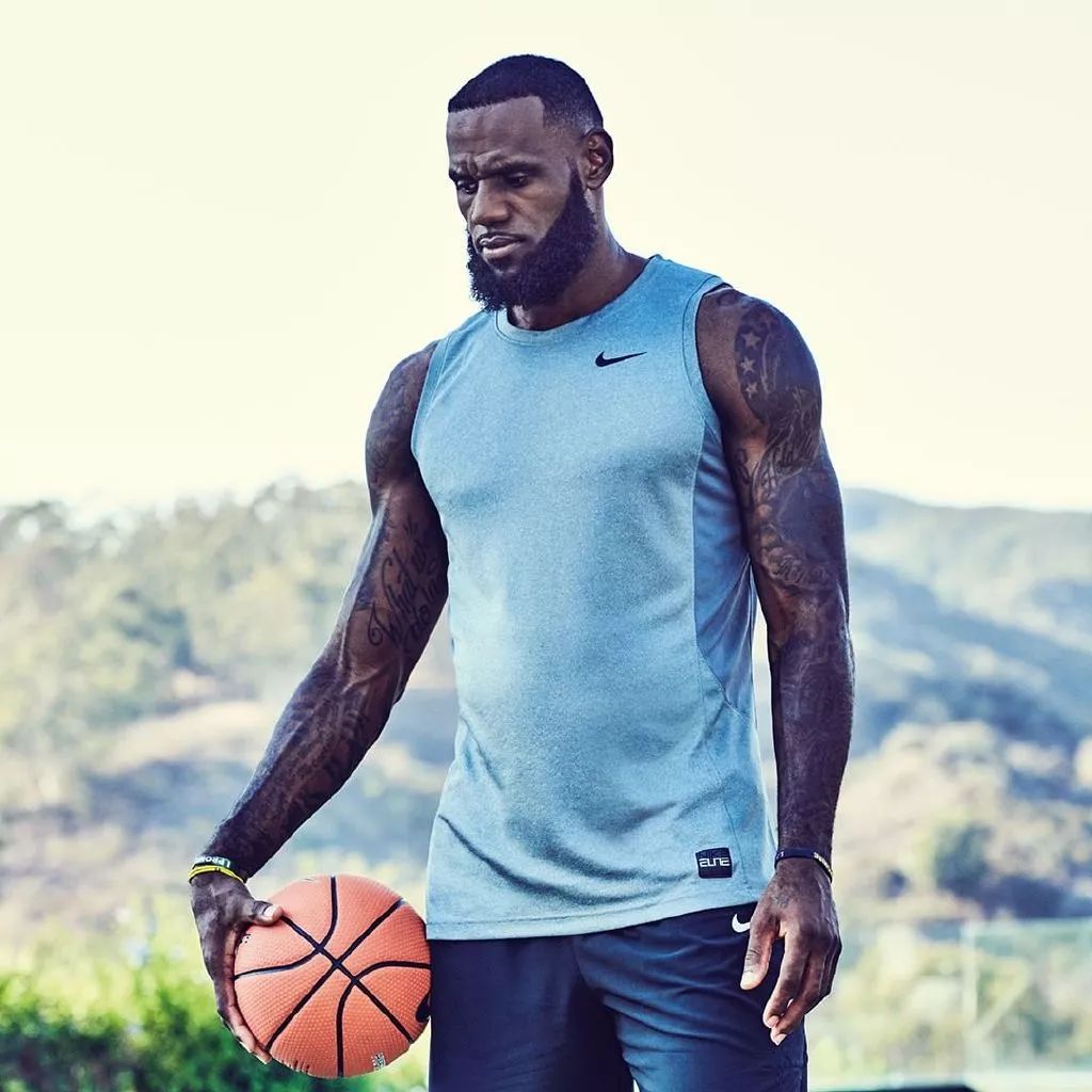 足球联赛赛季最佳射手候选名单揭晓（足球联赛赛季金靴候选名单出炉）