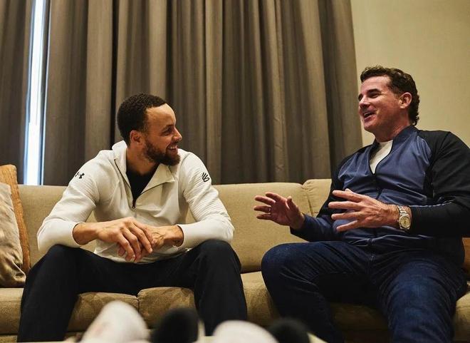 HWG！罗马诺：维拉签下19岁巴西前锋艾莉森，总价1200万欧（罗马诺确认：阿斯顿维拉以1200万欧签下19岁巴西前锋艾莉森）