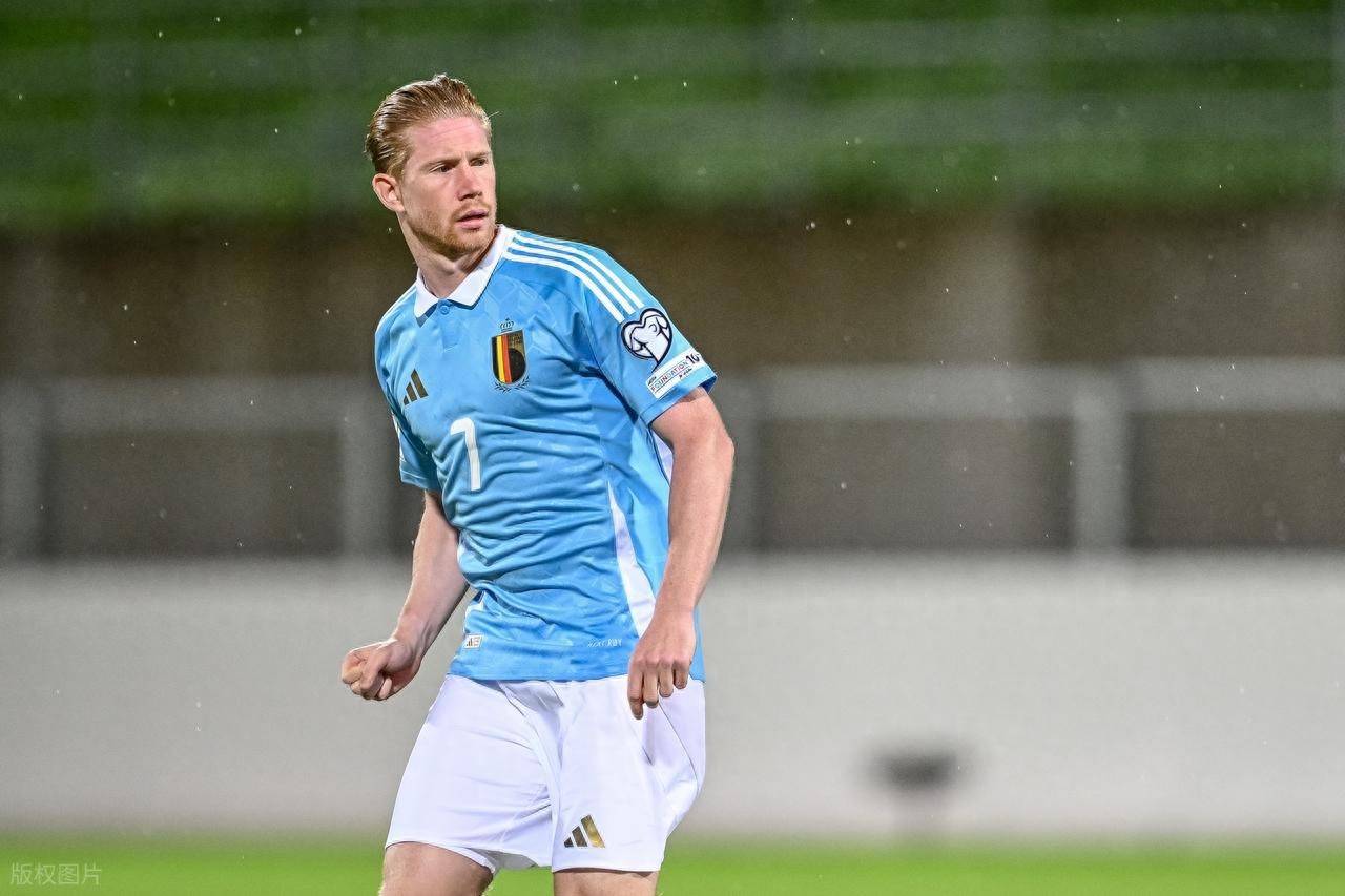 足球联赛赛季最佳球员排行榜（足球联赛本赛季最佳球员榜单）