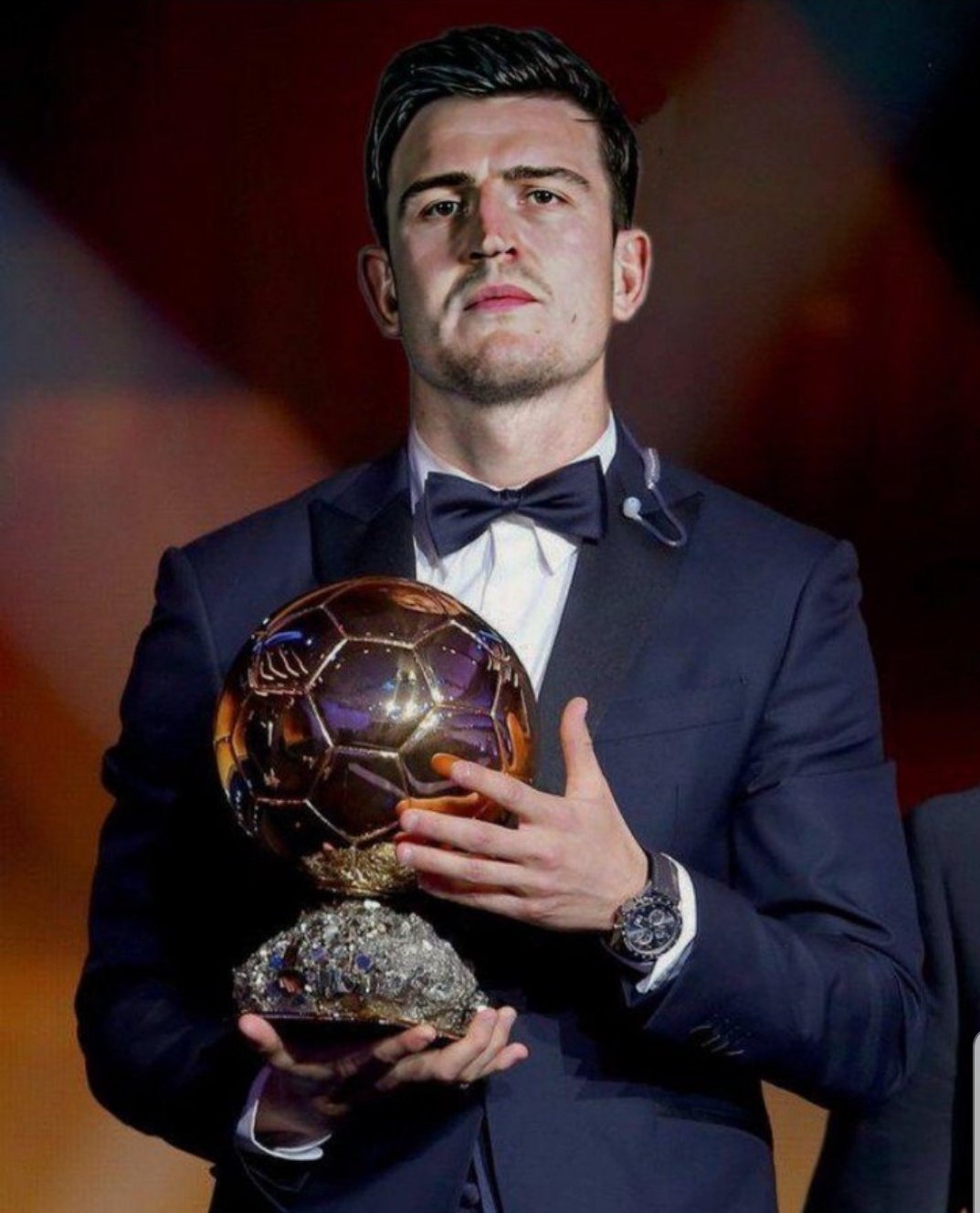 雄鹿完成逆转 库兹马31分表现抢眼（雄鹿上演逆转好戏 库兹马轰31分闪耀全场）