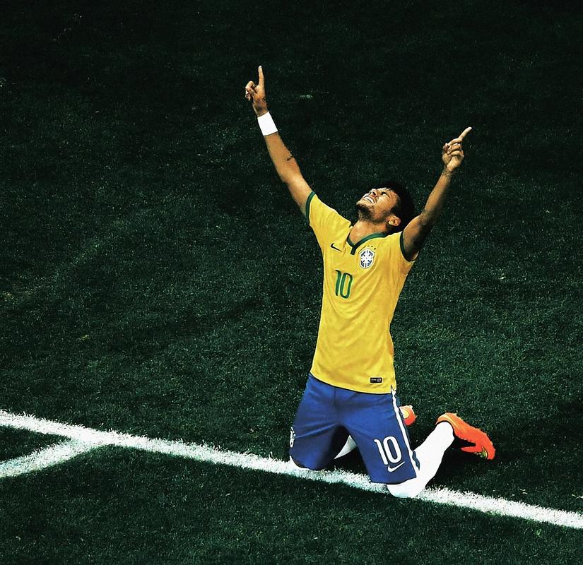 和田宇宙地毯队夺得2025新疆阿图什杯冠军，冠军奖金100万元