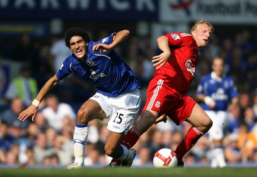 皮克：巴萨本赛季能竞争所有赛事的冠军，包括欧冠在内（皮克称巴萨本季有实力争夺各项冠军，欧冠亦在其中）