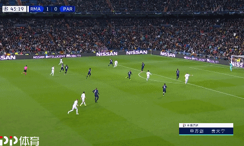 维尔茨闪耀英超！利物浦新星如何策动首球并当选最佳球员？（英超之夜他最耀眼！利物浦新星维尔茨如何导演首开纪录并加冕全场最佳？）